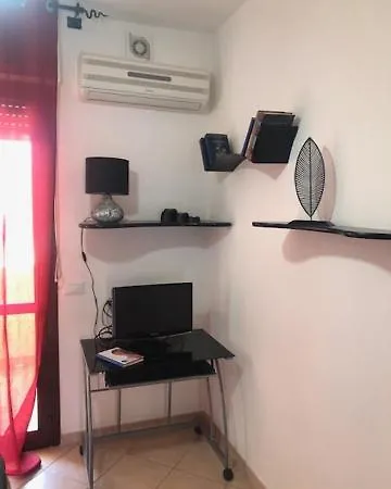 アパート Sulcitana